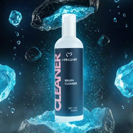 Makezmia Makeup Brush Cleaner (Alcohol-Based)